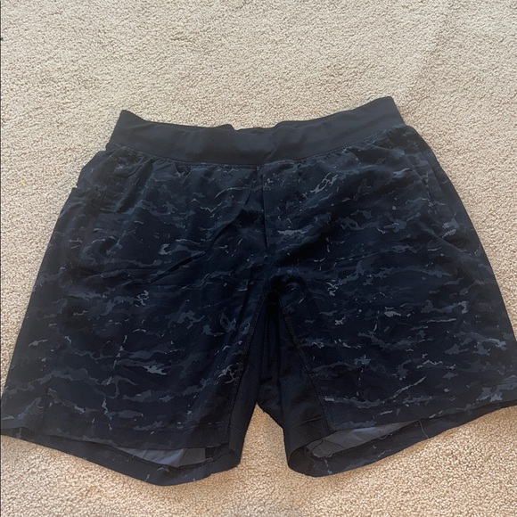 Lululemon athletic shorts - Picture 3 of 11